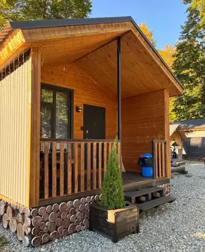 Дом в Карачаево-Черкесия, Зеленчукский район, с. Архыз ул. Курджиева, ...