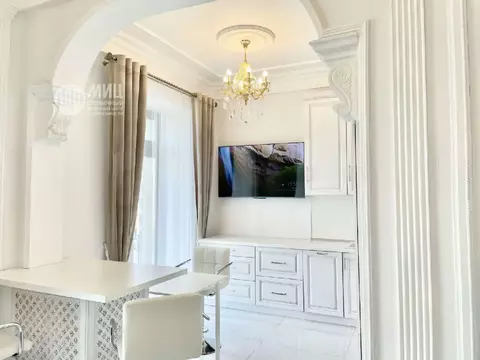 Продается 2-комнатная квартира