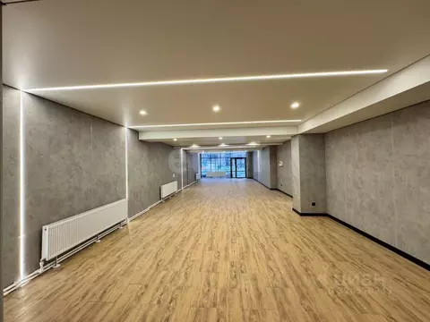 Торговая площадь в Татарстан, Казань ул. Гарифа Ахунова, 22А (106 м)