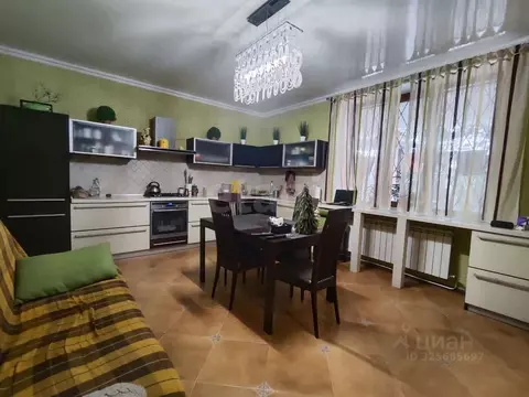 Дом в Крым, Симферопольский район, с. Мирное ул. Солнечная (191 м)