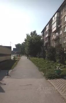 Комната Алтайский край, Барнаул ул. Антона Петрова, 106 (10.0 м)