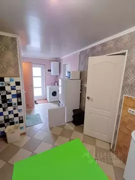 Дом в Крым, Симферопольский район, Гвардейское с/пос, с. Софиевка ул. ...