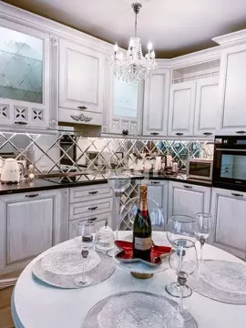 2-к кв. Красноярский край, Красноярск Взлетная ул., 7А (55.2 м)