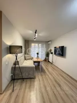 1-к кв. Тюменская область, Тюмень Рощино мкр, ул. Александра ...