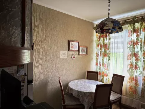 Продается 3-комнатная квартира