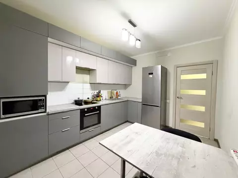 3-к кв. Москва ул. Обручева, 7 (73.9 м)