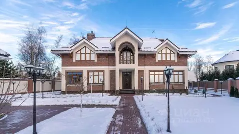 Коттедж в Москва д. Зименки, ул. Еловая (815 м)