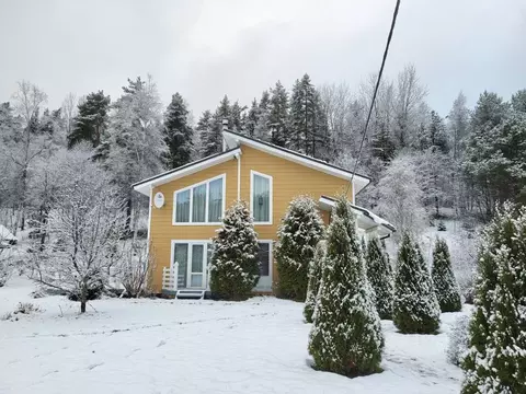 Коттедж в Ленинградская область, Приозерский район, Запорожское с/пос, ...