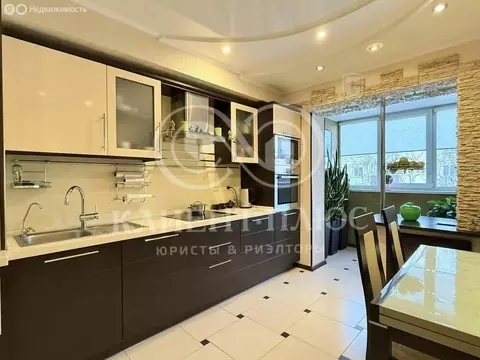 4-комнатная квартира: Южно-Сахалинск, проспект Мира, 286Б (78 м)