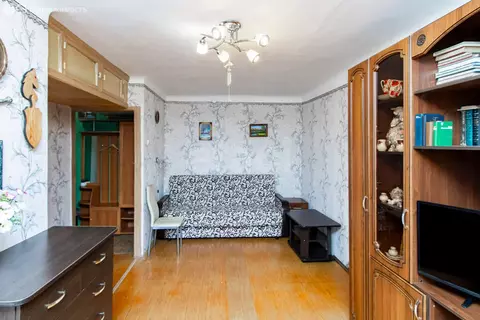 2-комнатная квартира: Тюмень, улица Республики, 86 (46 м)