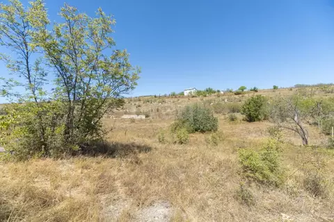 Участок в Крым, Бахчисарайский район, Ароматненское с/пос, Садовод СНТ ...