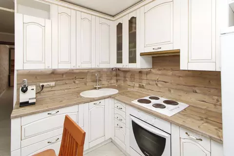 2-к кв. Тюменская область, Тюмень ул. Коммунаров, 4 (48.3 м)