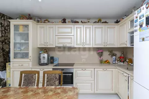 2-к кв. Тюменская область, Тюмень ул. Федюнинского, 62к1 (67.6 м)