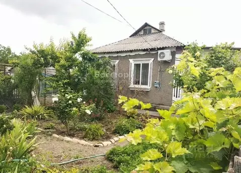 Дом в Крым, Кировский район, с. Яркое Поле ул. Привокзальная (76 м)
