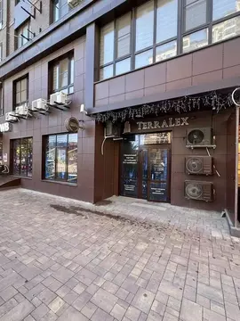 Помещение свободного назначения в Краснодарский край, Краснодар ул. ...