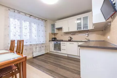 3-к кв. Башкортостан, Уфа Высотная ул., 12/3 (90.0 м)