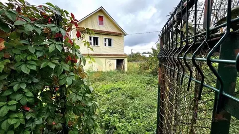 Дом в Ленинградская область, Кировский район, Путиловское с/пос, д. ...