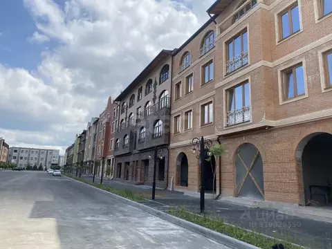 2-к кв. Северная Осетия, Владикавказ бул. Цветочный, 6 (75.0 м)