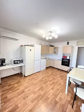 2-к кв. Краснодарский край, Геленджик ул. Маршала Жукова, 1к2 (62.0 м)