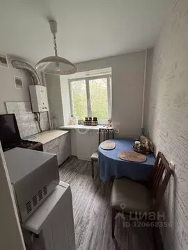 2-к кв. Волгоградская область, Волгоград ул. 35-й Гвардейской Дивизии, ...