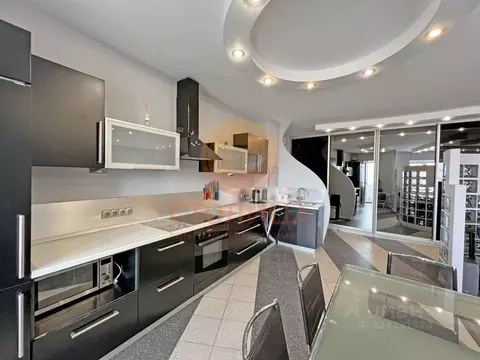 3-к кв. Московская область, Одинцово Вокзальная ул., 39 (97.0 м)