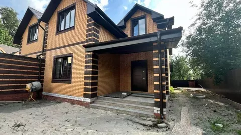 Таунхаус в Брянская область, Брянск ул. Димитрова, 11 (150 м)