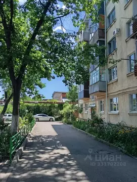 1-к кв. Адыгея, Майкоп Краснооктябрьская ул., 40А (27.5 м)