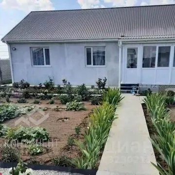 Дом в Крым, Сакский район, Суворовское с/пос, Нарцисс ОК  (110 м)