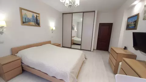 Продается 2-комнатная квартира