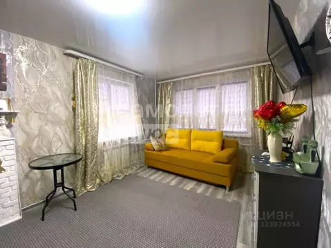 1-к кв. Омская область, Омск просп. Космический, 75 (29.0 м)