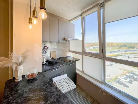 Студия Тюменская область, Тюмень ул. Новоселов, 115 (17.0 м)