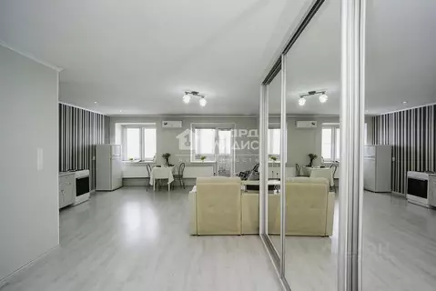 1-к кв. Омская область, Омск Харьковская ул., 27/1 (38.7 м)