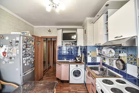 4-к кв. Сахалинская область, Южно-Сахалинск просп. Мира, 290А (83.9 м)