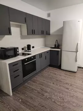 Студия Тюменская область, Тюмень ул. Краснооктябрьская, 14к2 (32.0 м)