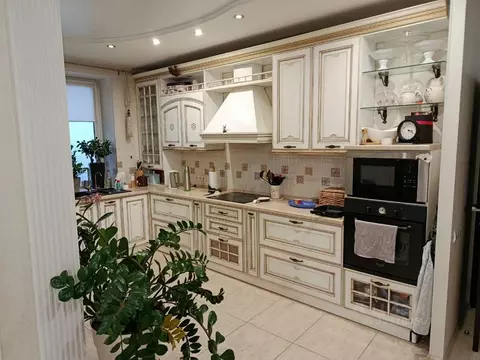 4-к кв. Волгоградская область, Волгоград Новоузенская ул., 2а (155.0 ...