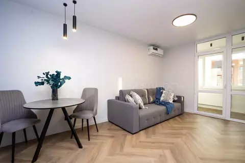 1-к кв. Тюменская область, Тюмень ул. 9 Января, 160к2 (41.6 м)