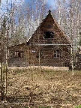 Дом в Ленинградская область, Тихвинский район, Шугозерское с/пос, д. ...