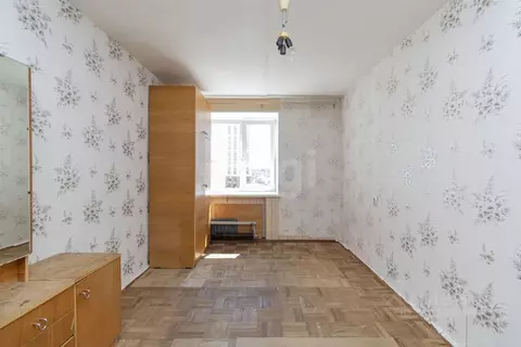3-к кв. Тюменская область, Тюмень ул. Домостроителей, 4А (65.0 м)