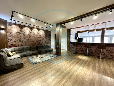 5-к кв. Ставропольский край, Ессентуки ул. Маяковского, 18 (246.0 м)