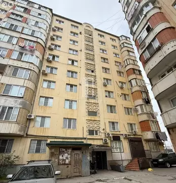 3-комнатная квартира: Каспийск, проспект М. Омарова, 4 (72 м)