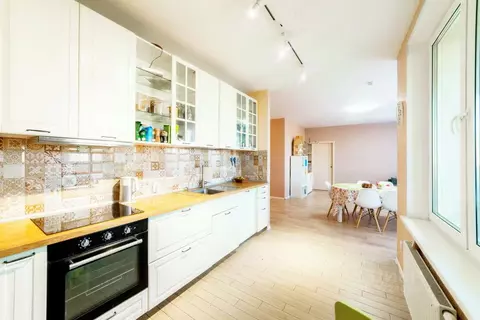 3-к кв. Свердловская область, Екатеринбург ул. Академика Постовского, ...