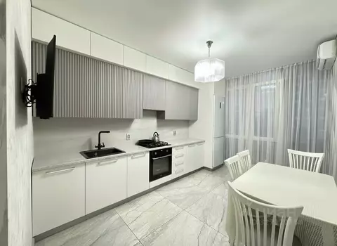 3-к кв. Кабардино-Балкария, Нальчик ул. Тлостанова (79.4 м)