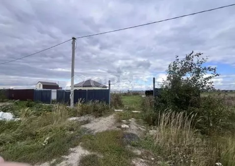 Участок в Тюменская область, Тюменский муниципальный округ, д. ...