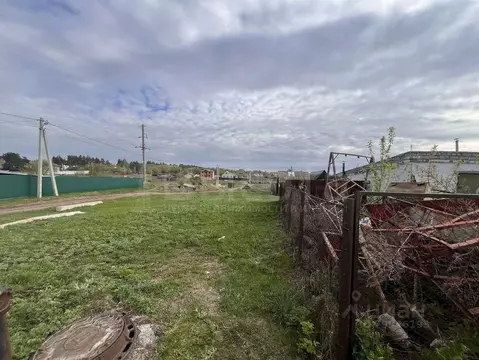 Участок в Воронежская область, Рамонский район, с. Новоживотинное пер. ...