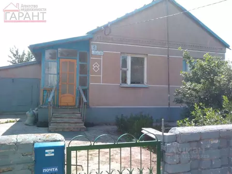 Дом в Самарская область, Большечерниговский район, Августовка с/пос, ...