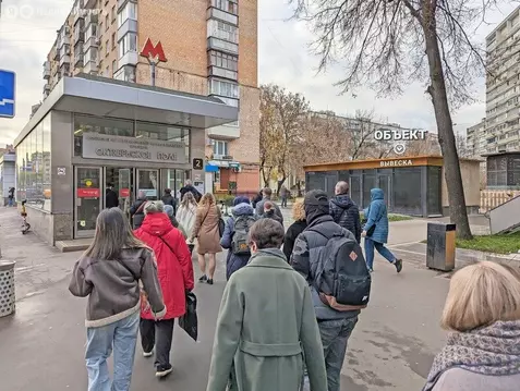 Торговая площадь (17.6 м)