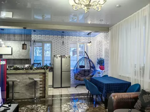 Коттедж в Омская область, Омск ул. Садовая (200 м)