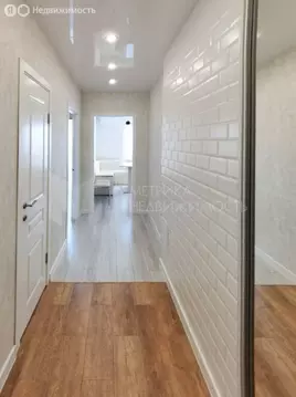 1-комнатная квартира: Тюмень, Интернациональная улица, 199к8 (33.8 м)