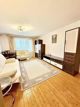 3-к кв. Свердловская область, Екатеринбург ул. Учителей, 26 (63.0 м)