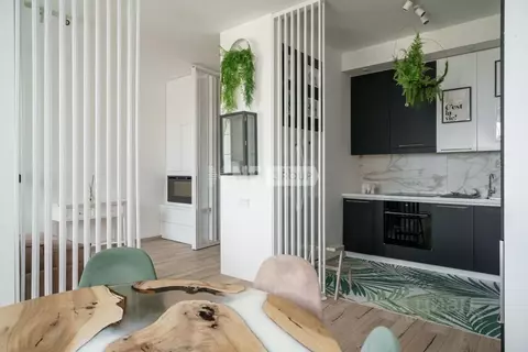 4-к кв. Санкт-Петербург ул. Мира, 37 (121.7 м)